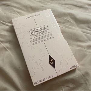 Charlotte Tilbury instant magic facial mask